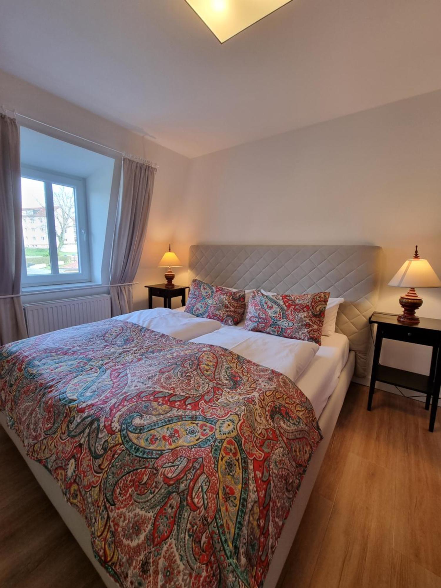 Hotel Burg Wanzleben エクステリア 写真